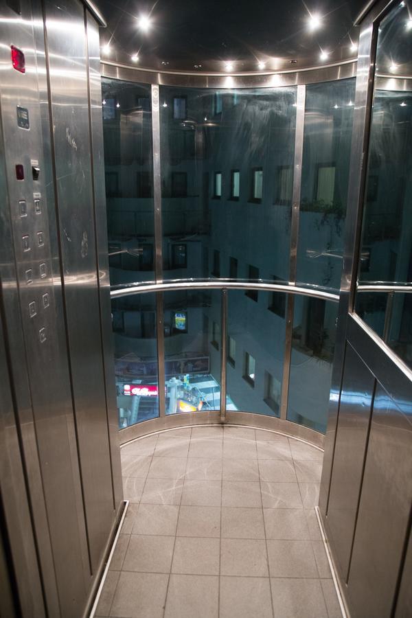Cubic Central Lux Ni 외부 사진