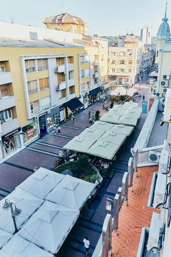 Cubic Central Lux Ni 외부 사진